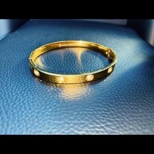 Good Cartier bracelet